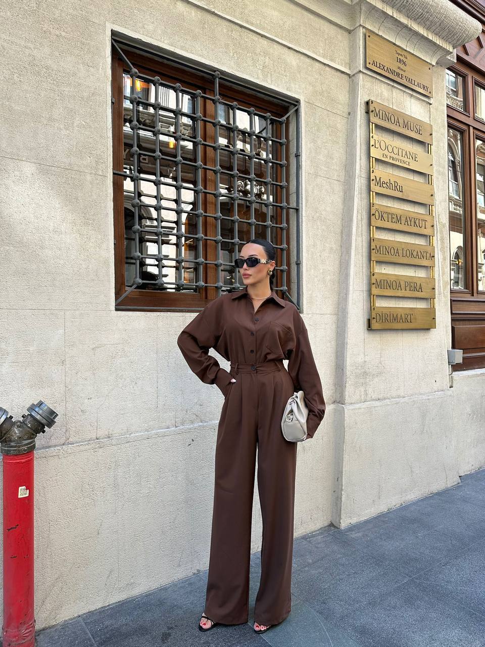 Ensemble Chemise & Pantalon Fluide – Style Moderne