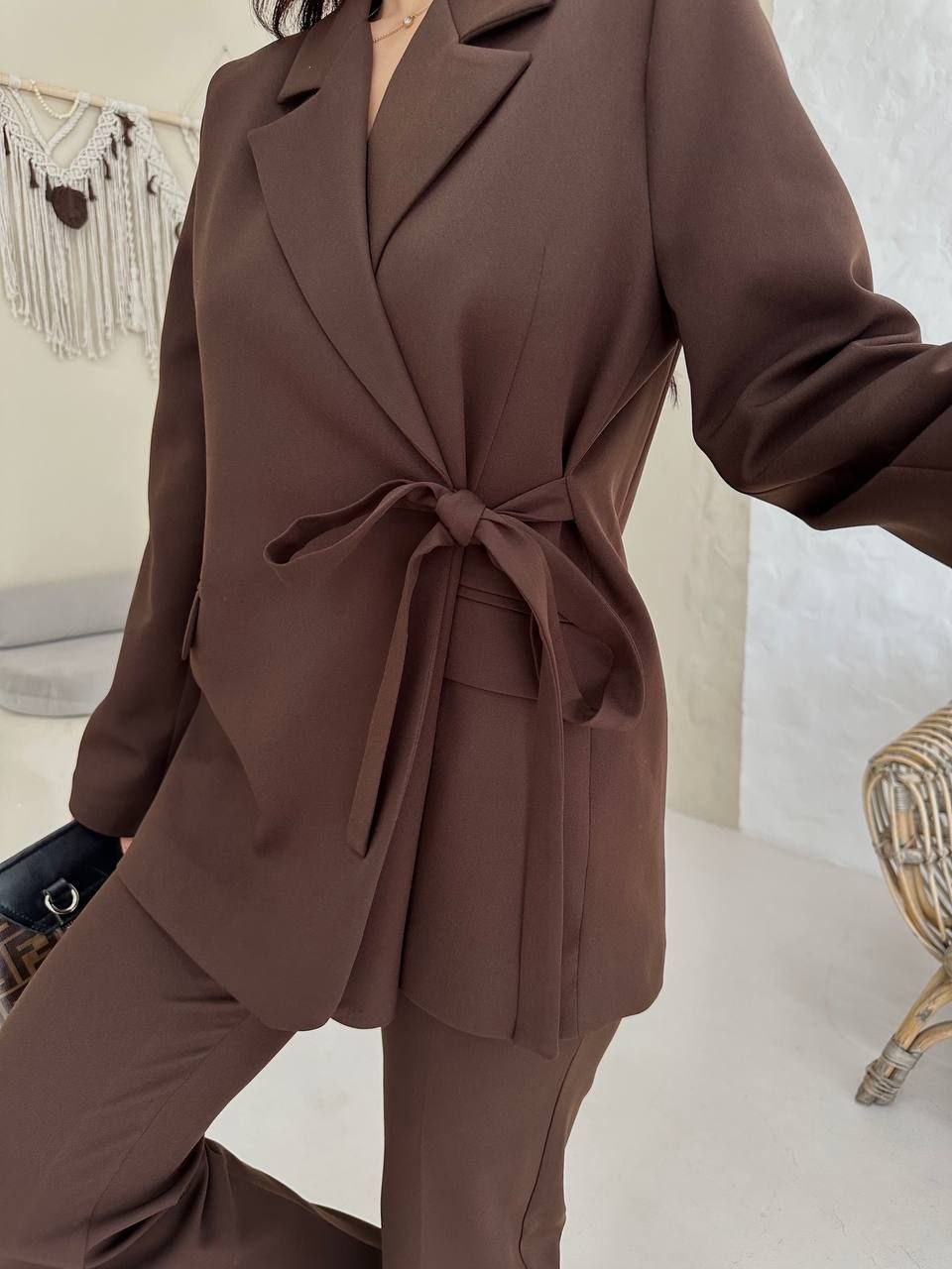 Ensemble Tailleur Femme – Élégance Ceinturée